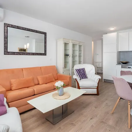Adriatico - Sea View With Garage 아파트