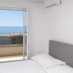 Adriatico - Sea View With Garage Apartment