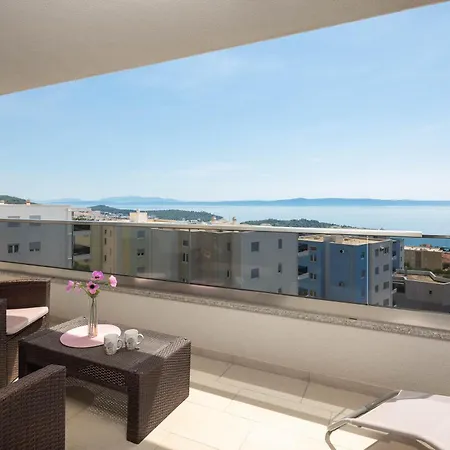 Lägenhet Adriatico - Sea View With Garage Makarska