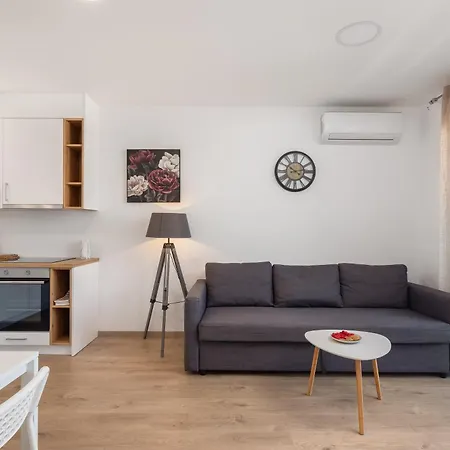 Adriatico - Sea View With Garage *