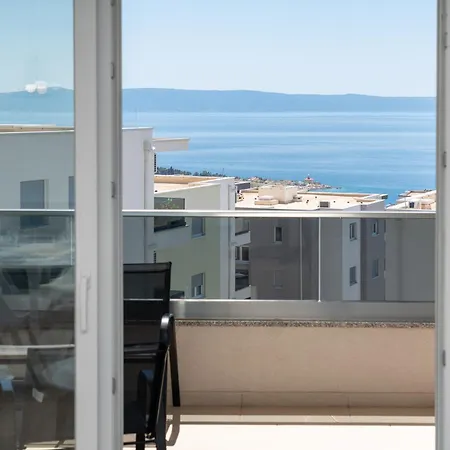 Апартаменты Adriatico - Sea View With Garage