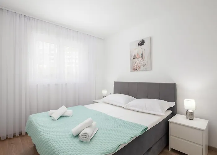 Adriatico - Sea View With Garage Apartamento