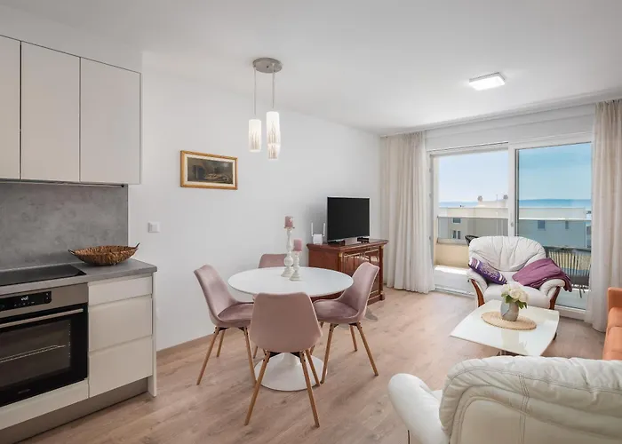 Апартаменты Adriatico - Sea View With Garage