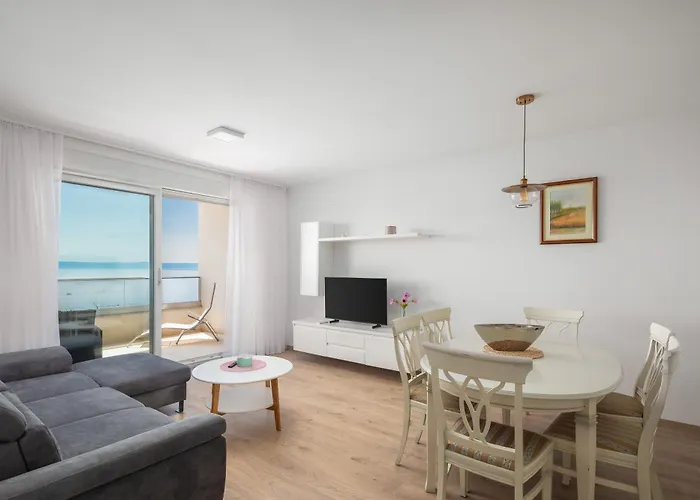 Adriatico - Sea View With Garage Макарска