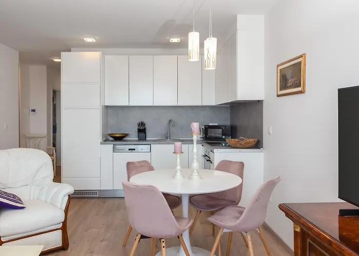 Apartamento Adriatico - Sea View With Garage Makarska